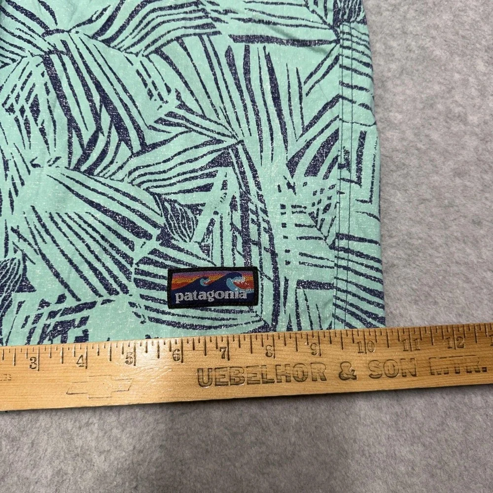 Patagonia stretch wavefarer